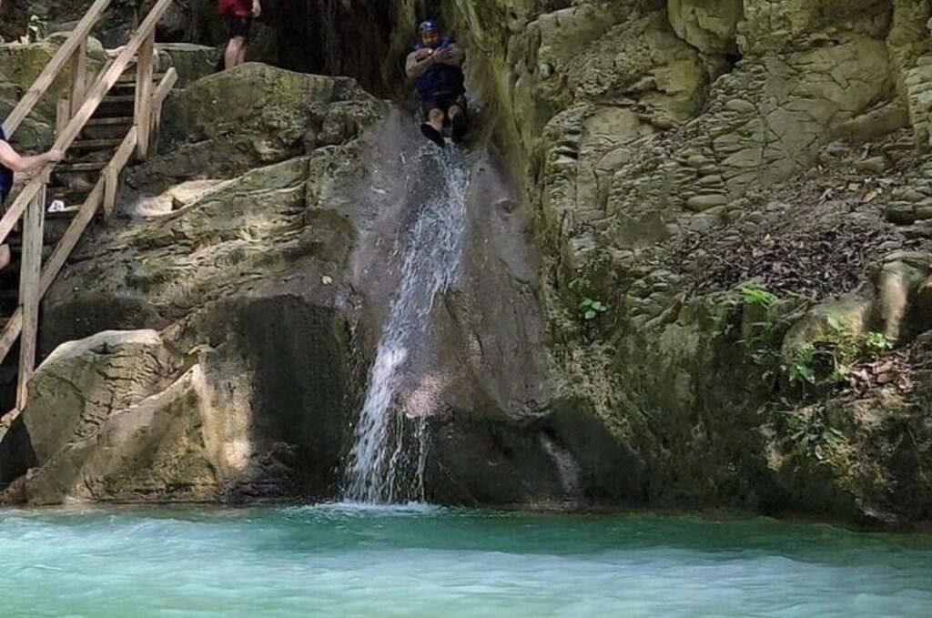 Aventure aux 7 cascades de Damajagua 9